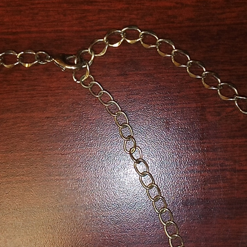 Necklace - Picture 2 of 4